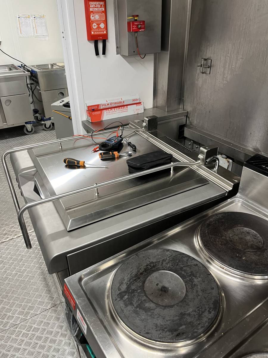 Contrat d'entretien sur les matériels de cuisines professionnelles dans une collectivité à Marseille